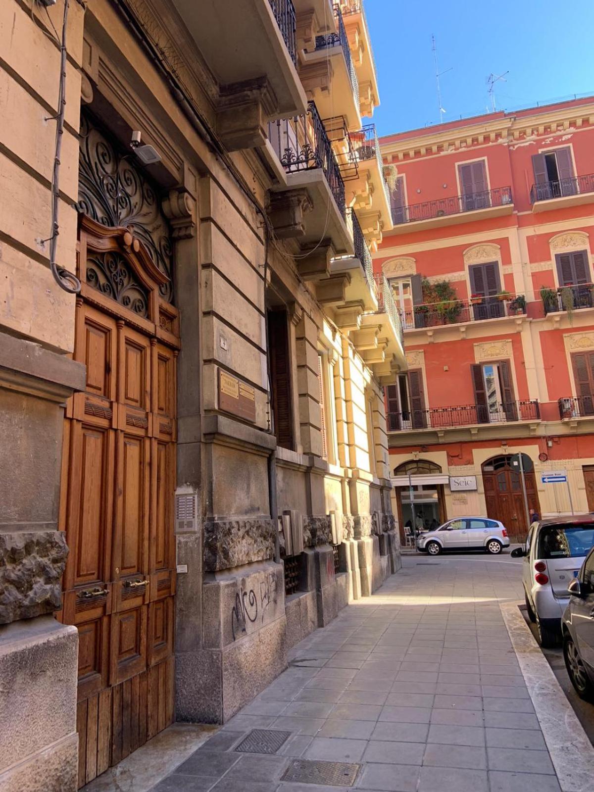 Bari Downtown Luxury Apartment Pokoj fotografie
